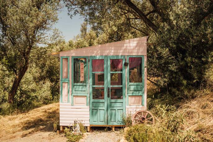 House of Happiness (2)