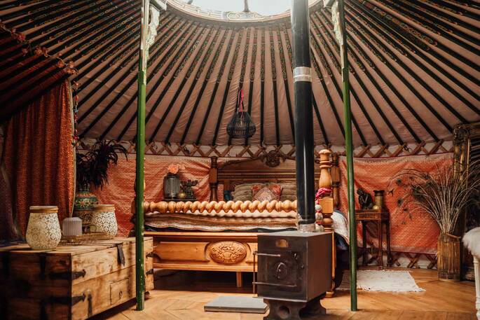 Yurt Pomegranate (11)