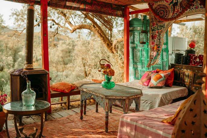 Yurt Pomegranate (3)