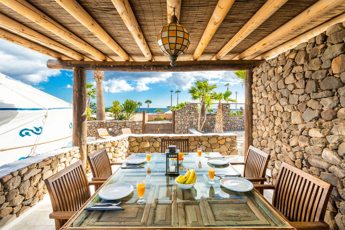 Eco Luxury Yurt Suite outdoor dining table, glamping, Finca de Arrieta, Haría, Lanzarote, Spain