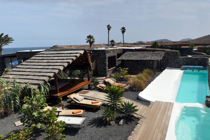 swimming_pool_high_res