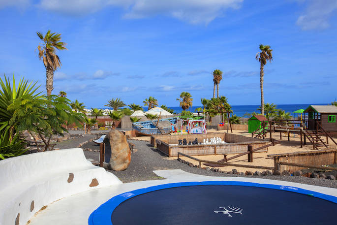 Trampoline park 2018 Ronn web1000 x 666 