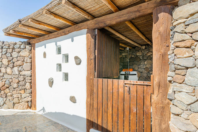 Eco Twin Yurt outside of shower room, glamping, Finca de Arrieta, Haría, Lanzarote, Spain