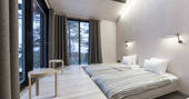 treehotel 7th room twin beds