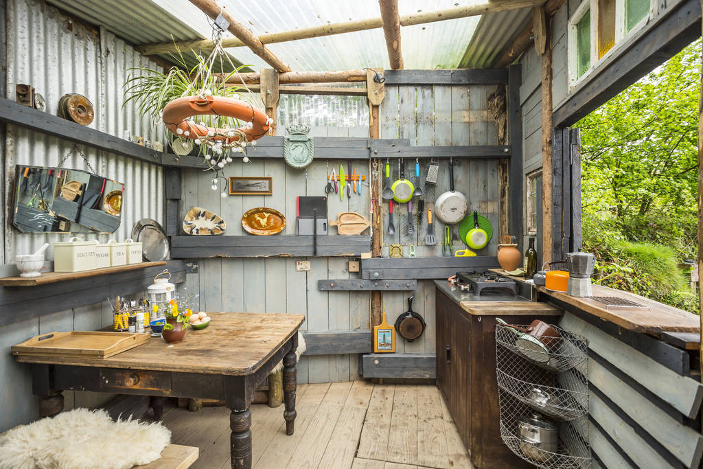 An outdoor kitchen at Ark at Leewood, Devon