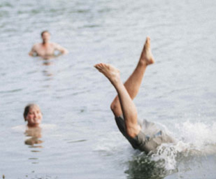 Wild swimming desktop