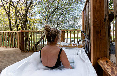 Outdoor-baths